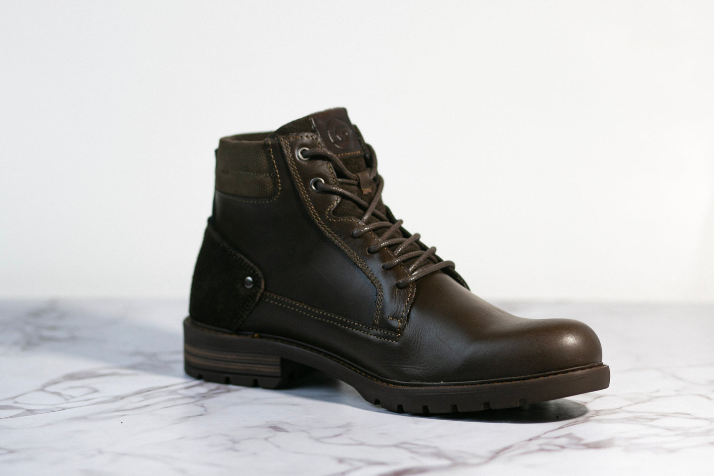 BOTA HAMTON CAFE