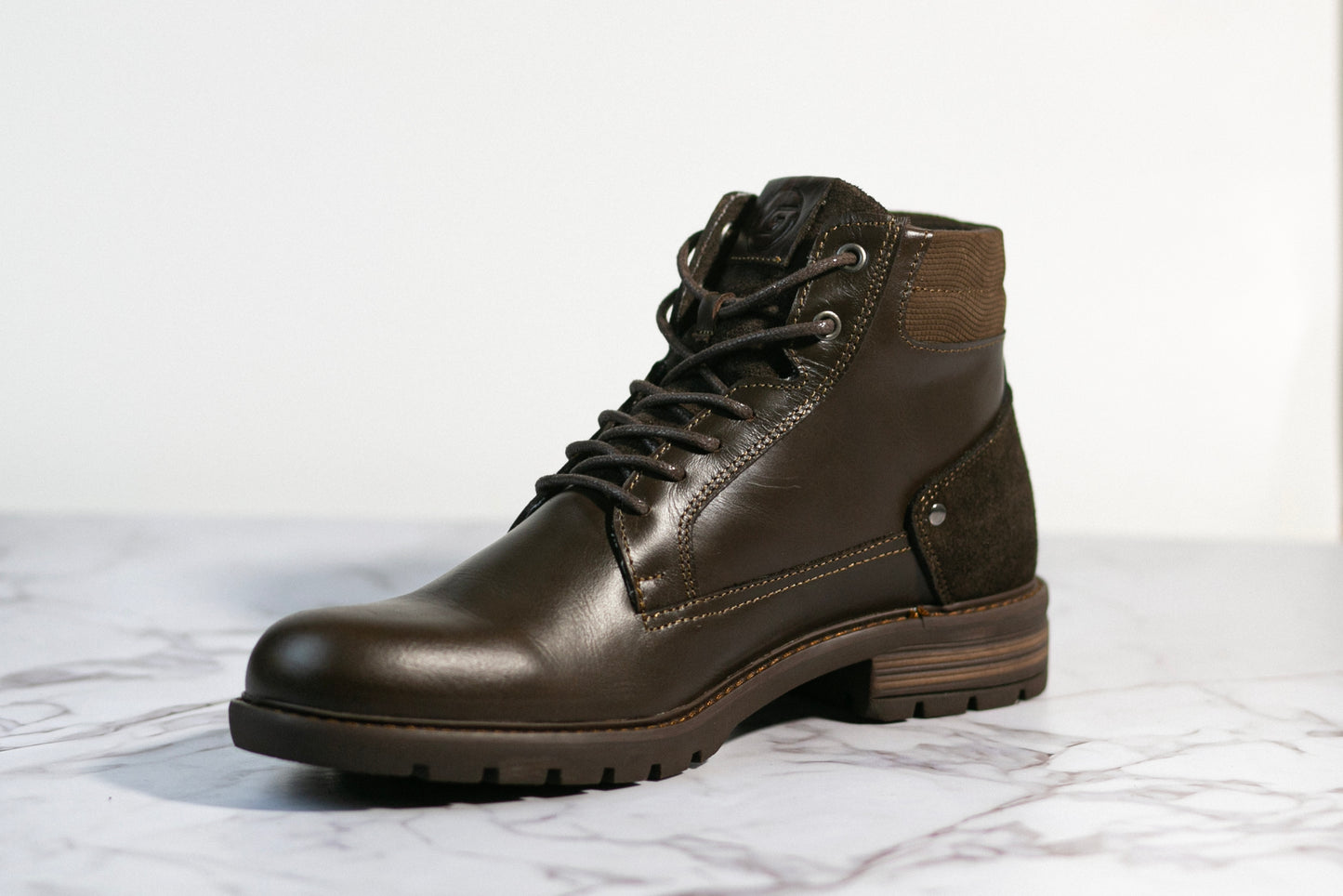BOTA HAMTON CAFE