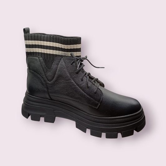 BOTA NEGRA DAMA